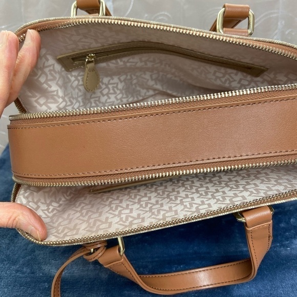 DKNY Heritage Coated Logo Satchel/Crossbody - Picture 6 of 13